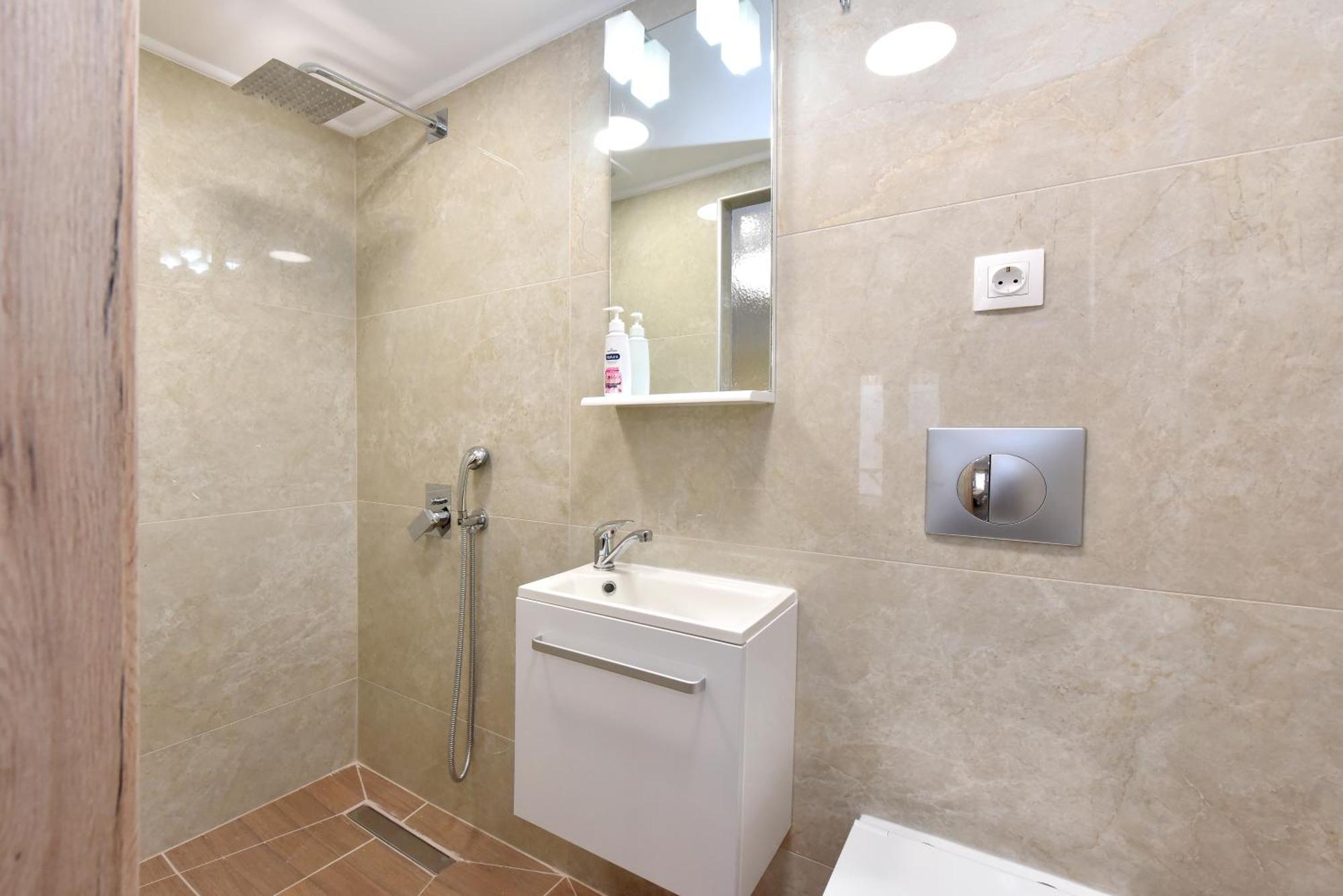 Amelia Apartment เนอามูดาเนีย ภายนอก รูปภาพ