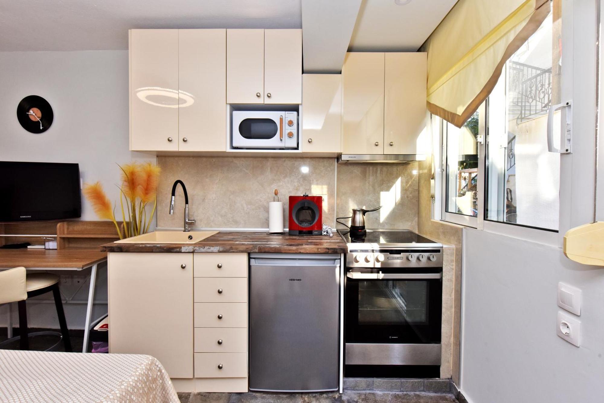 Amelia Apartment เนอามูดาเนีย ภายนอก รูปภาพ